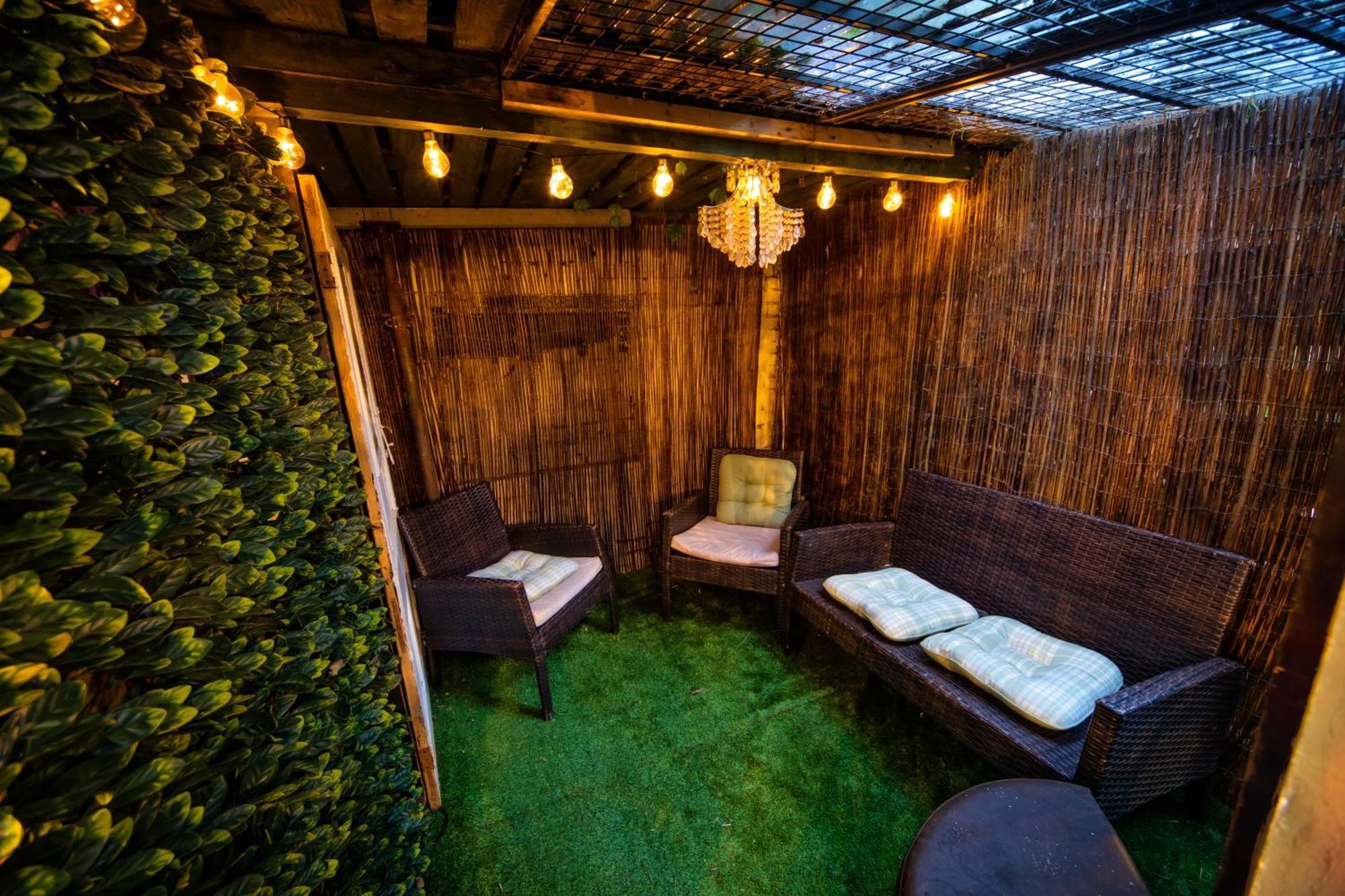 The Secret Garden Apartment Newark upon Trent Exterior foto